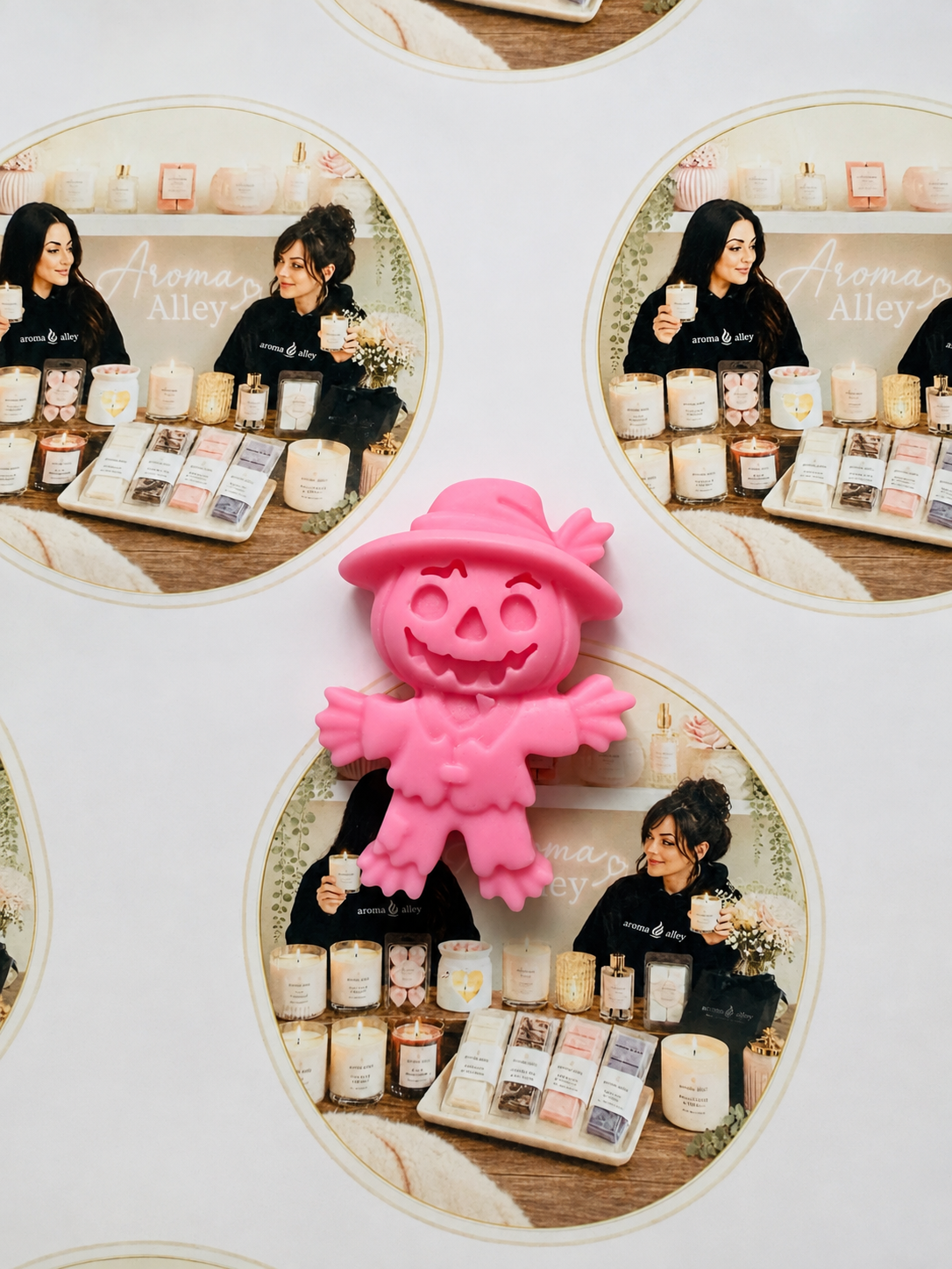 Cotton Candy & Marshmallow scented scarecrow wax melt